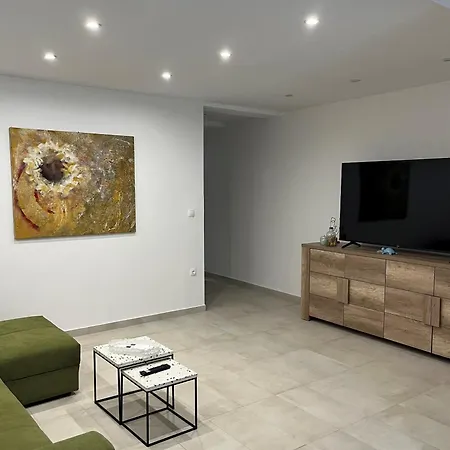 Apartment Bb *